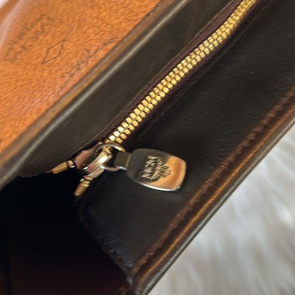 🔵MCM🟤Visetos🔵Striped Shopper Tote Bag - Picture 9 of 10